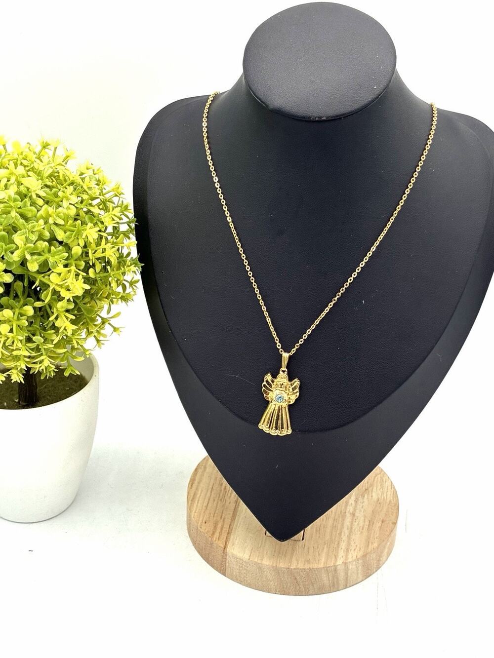 Avon Gold Tone Angel Pendant Necklace Blue Rhinestone 17 Inch Chain